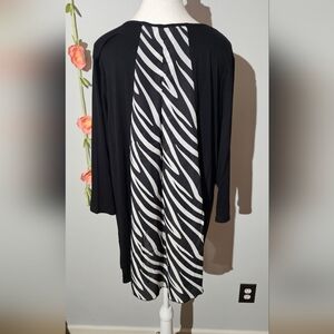 NWT Cyrus Peek A Boo Tunic Knit Top Plus Size 2X